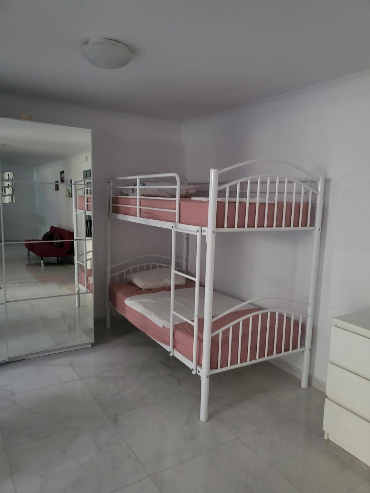 Villa Neyla Four Bedroom Coral Bay Beach Front Luaran gambar